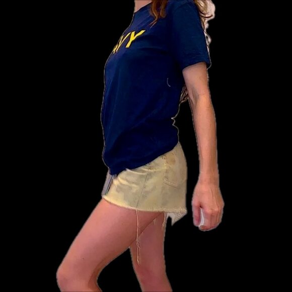 Gorgeous authentic Navy Armed Defense T-shirt, Size Medium, in Ladies Heather - Picture 3 of 5